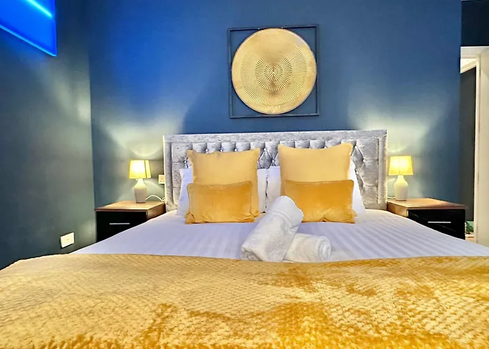 Cliff Top Retreat - Short Stroll To Town And Beach
